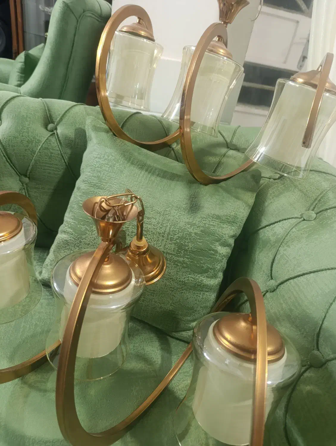 لوستری فانتزی جنس فلزی|لوستر و چراغ آویز|تربت جام, شهرک معلم|دیوار