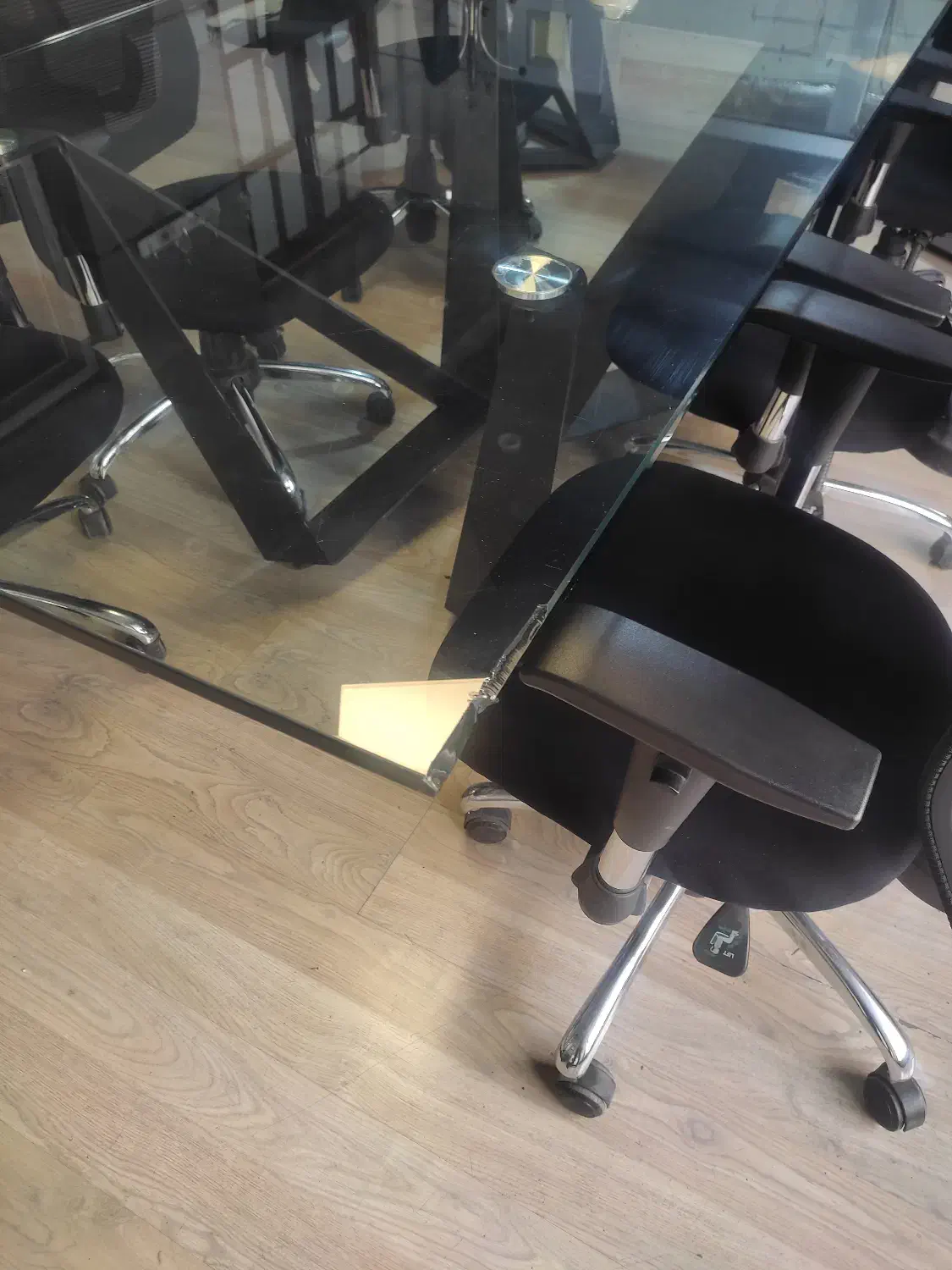 فروش میز و صندلی اداری|مبلمان اداری|تهران, امانیه|دیوار