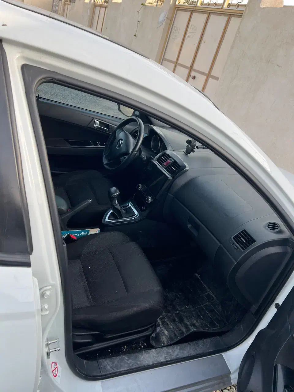 برلیانس۳۳۰ اتومات مدل ۹۷|خودرو سواری و وانت|زاهدان, |دیوار