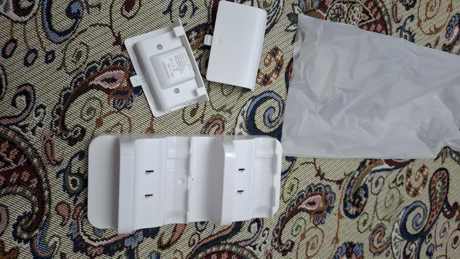 باتری XBOXE ONE ایکس باکس|کنسول، بازی ویدئویی و آنلاین|کرج, باغستان|دیوار