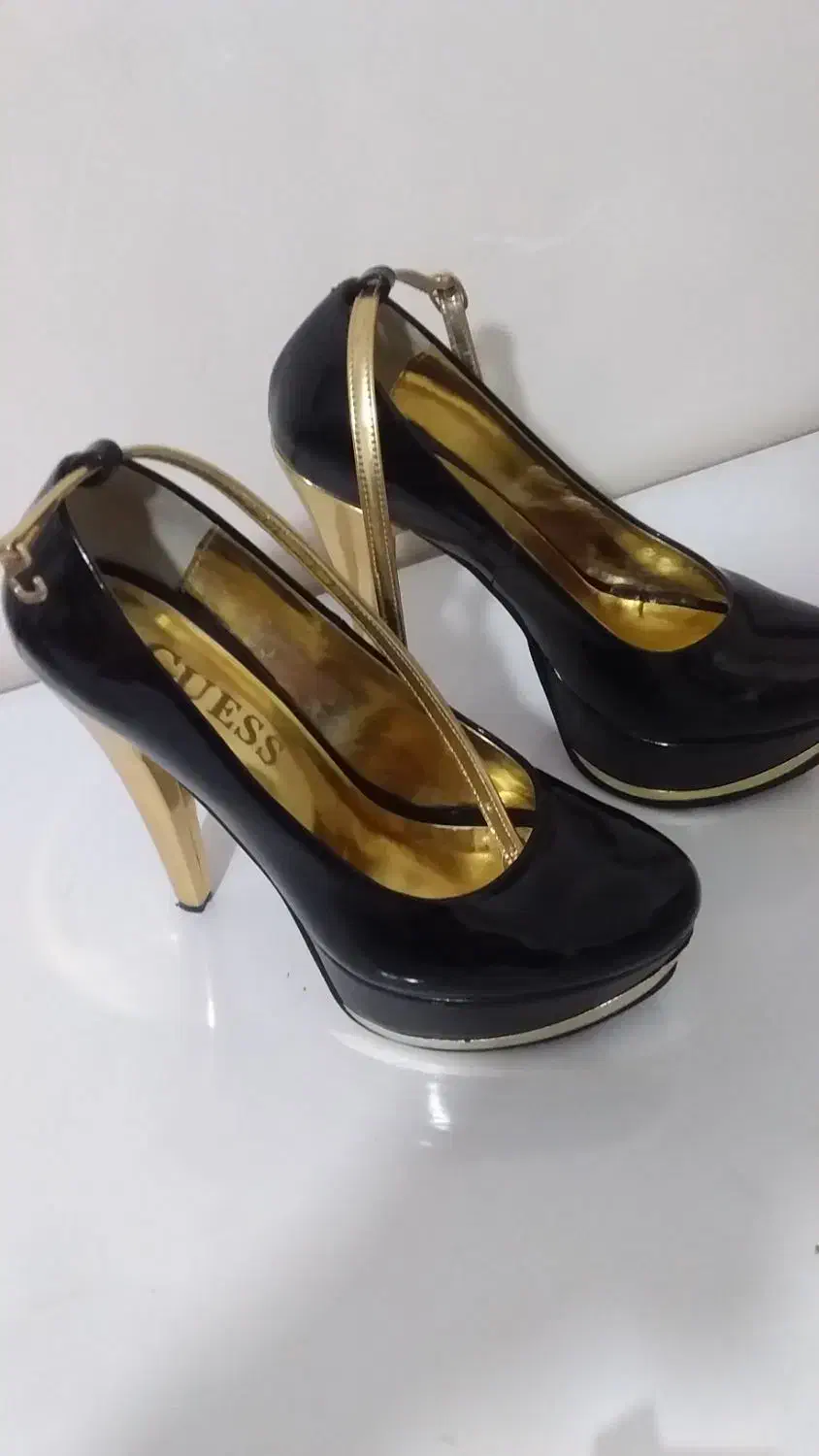 کیف و کفش|کیف، کفش، کمربند|مرند, |دیوار