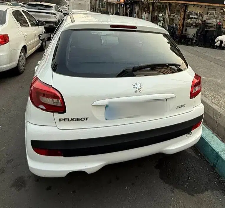 ۲۰۷ مدل ۱۴۰۲|خودرو سواری و وانت|تهران, درختی|دیوار