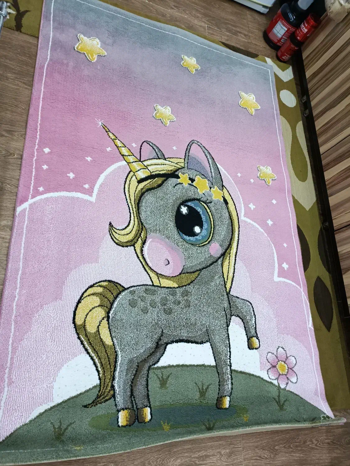 فرش تمیز بدون پارگی و موکت ۲×۳|فرش|نیشابور, شهرک رسولی|دیوار