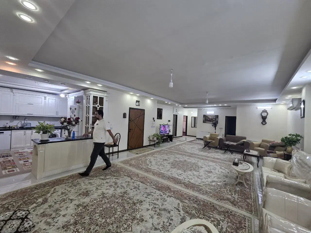 ۱۸۰متر۳خواب/تاپ لوکیشن/حیاط دار/فول/مسترملک&توفیقی|فروش آپارتمان|مشهد, جانباز|دیوار