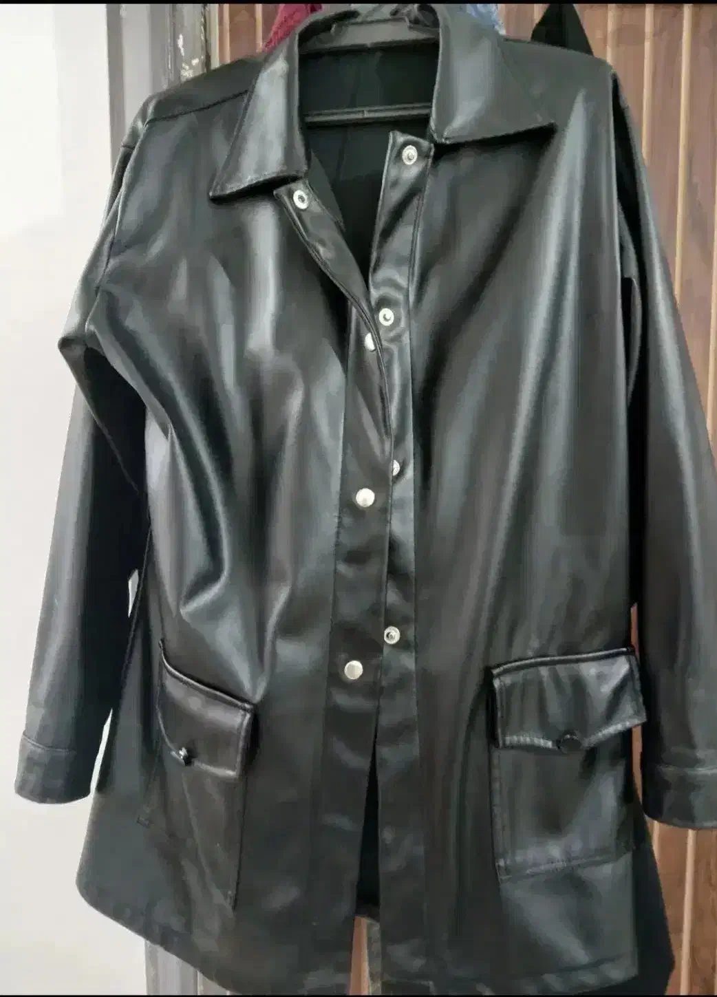 لباس و کاور لباس|لباس|مشهد, رده|دیوار