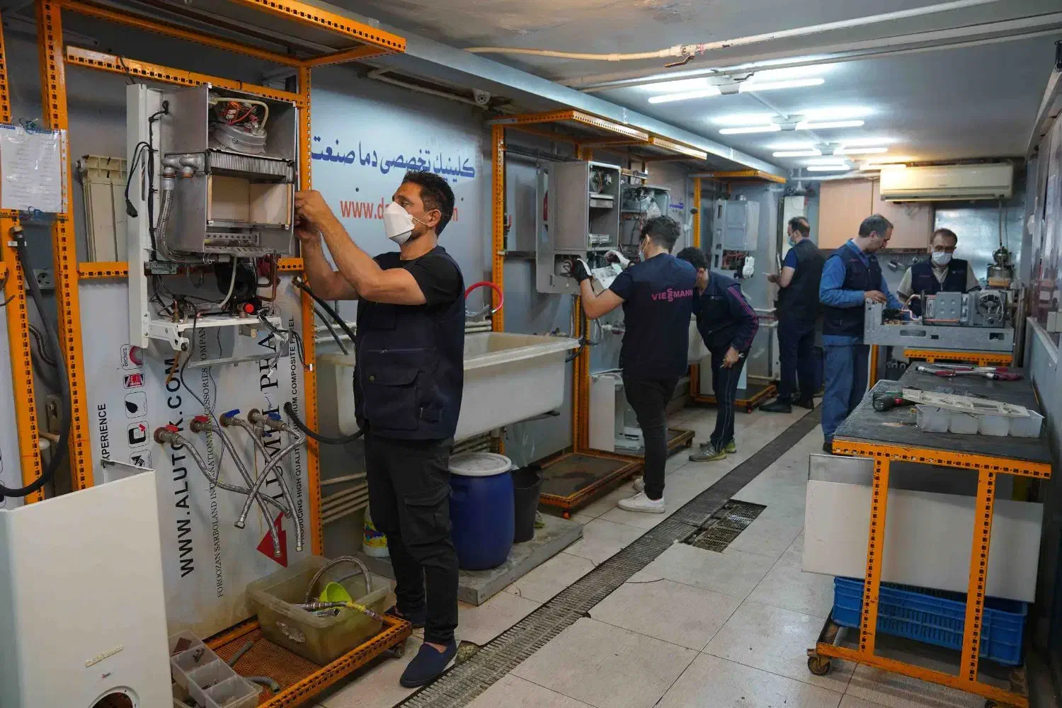 تعمیرات تعمیرتخصصی پکیج سرویس آبگرمکن شبانه روزی|خدمات پیشه و مهارت|تهران, جنتآباد جنوبی|دیوار