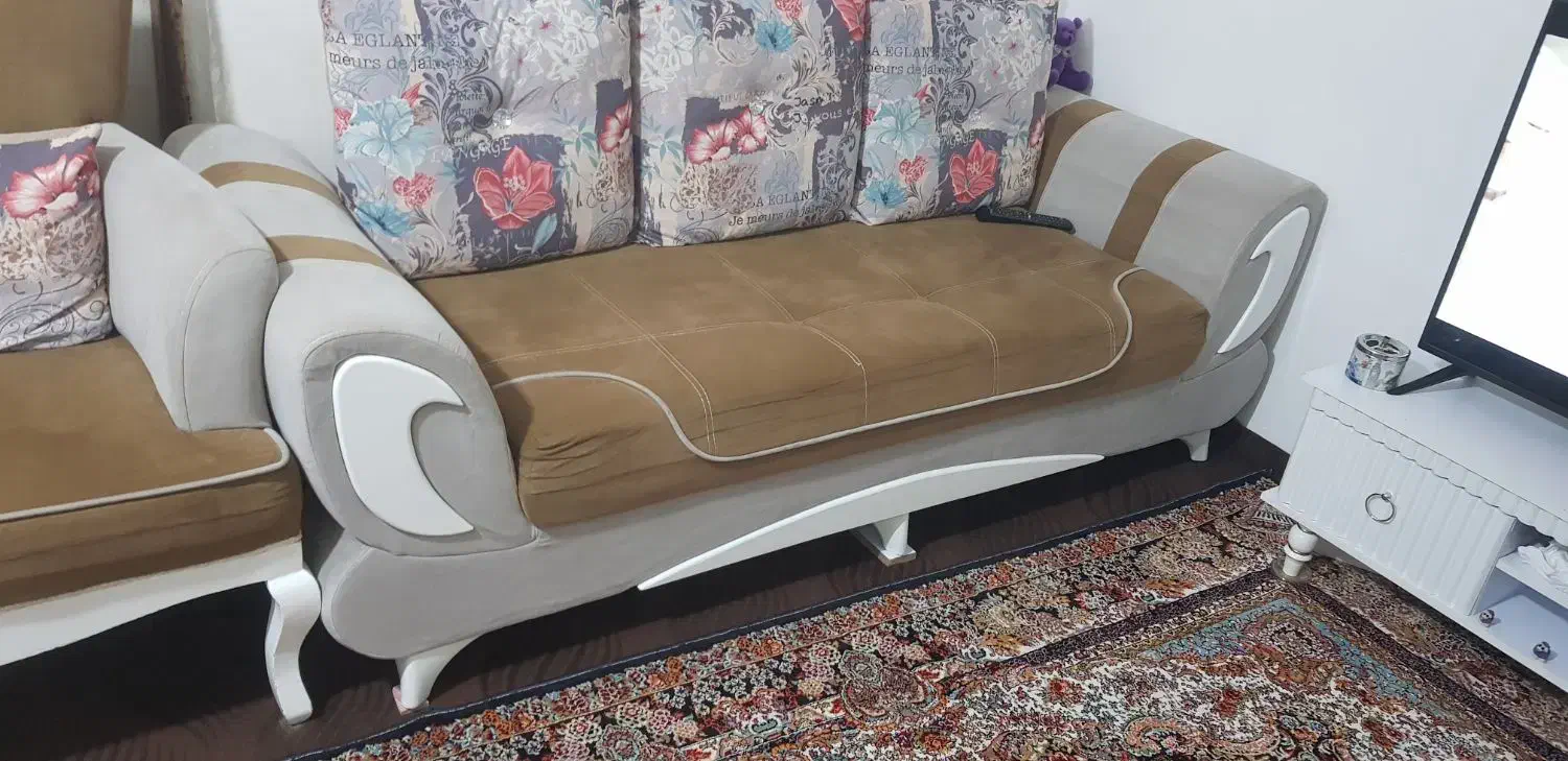 مبل سالم وتمیز|مبلمان خانگی و میز عسلی|سقز, |دیوار