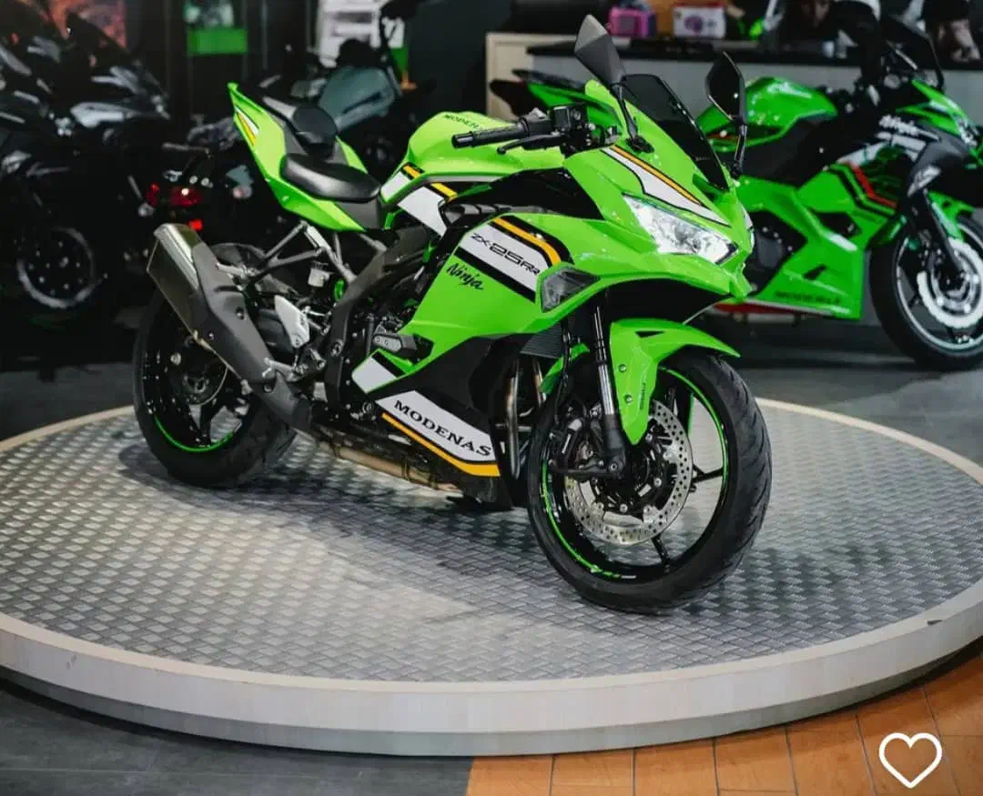 zx25rr کاوازاکی زدایکسvespa وسپا|موتورسیکلت|تهران, آرارات|دیوار