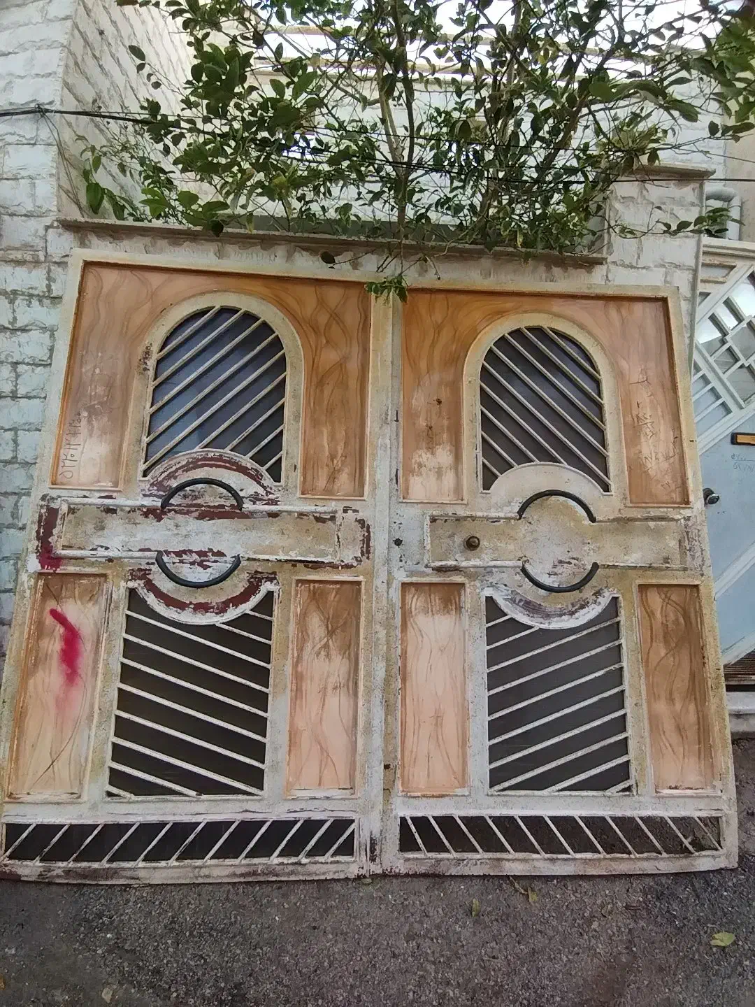 درب حیاط مدل دار|مصالح و تجهیزات ساختمان|بوشهر, |دیوار