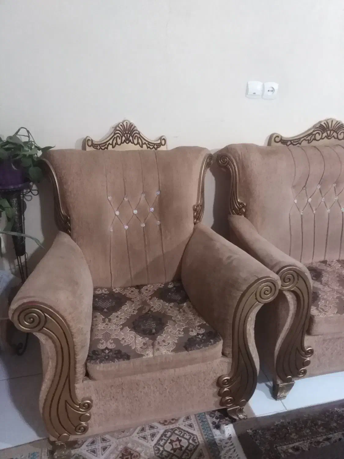 مبل هفت نفره|مبلمان خانگی و میز عسلی|شاهین‌شهر, عطار|دیوار