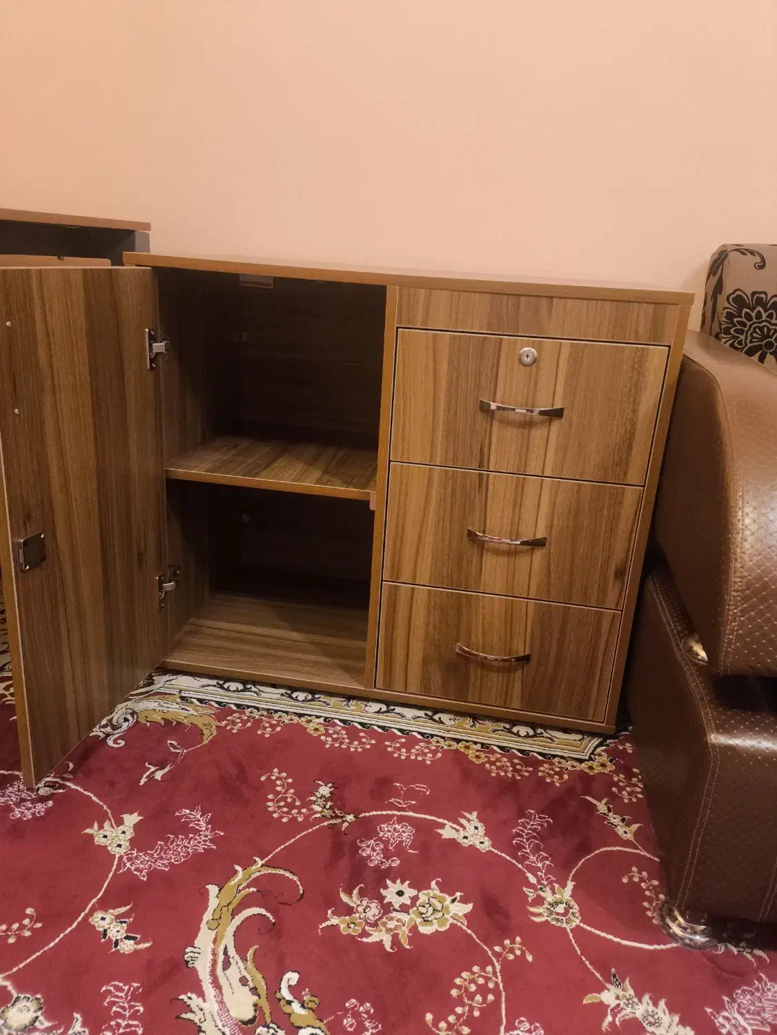 میز|میز تحریر و کامپیوتر|آبادان, |دیوار