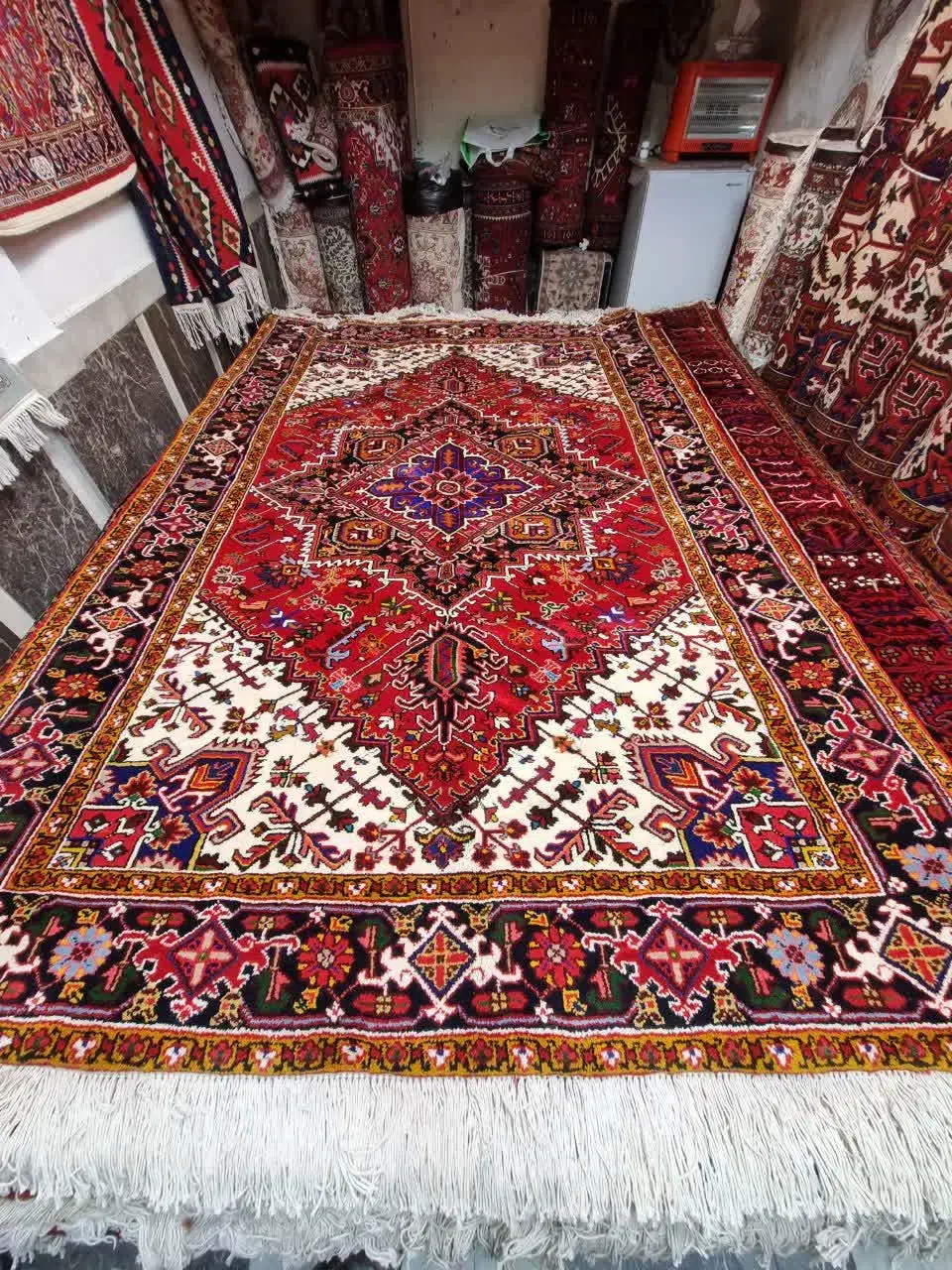 فرش آرباتان بارماخ توخوش|فرش|مراغه, |دیوار