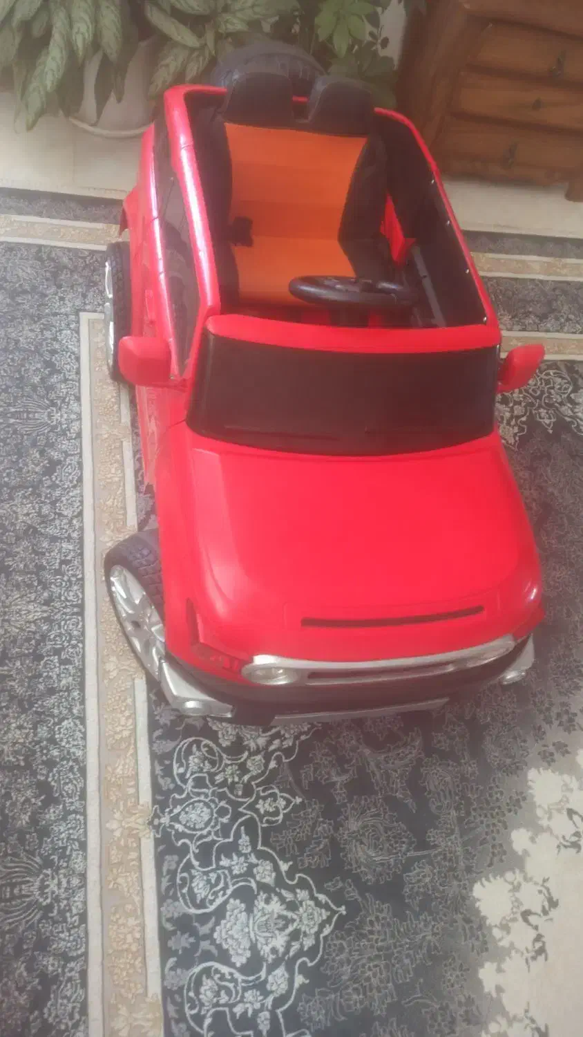 ماشین شارژی در حد نو|اسباب‌‌بازی|آباده, |دیوار