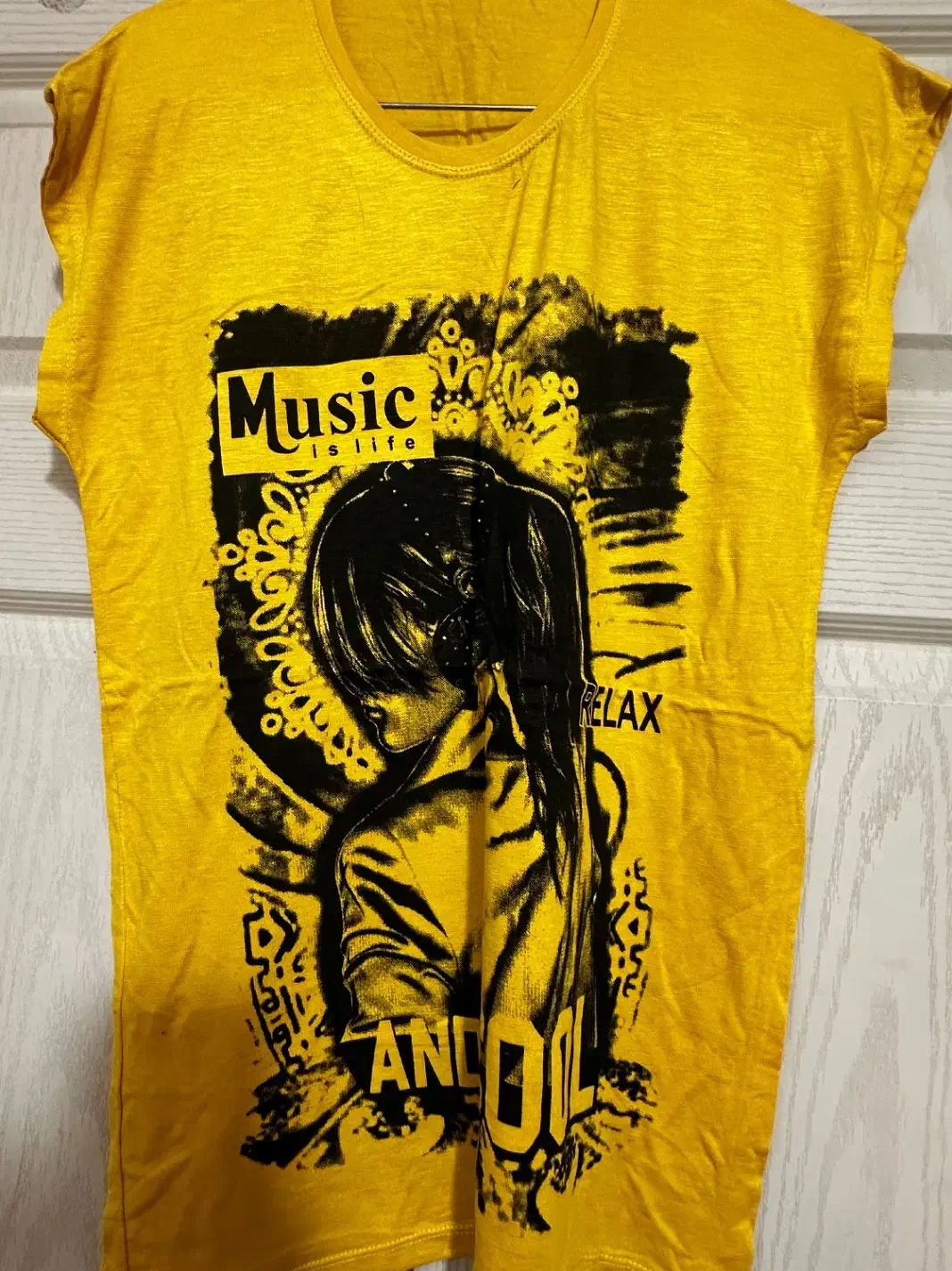 لباس|لباس|مرند, |دیوار