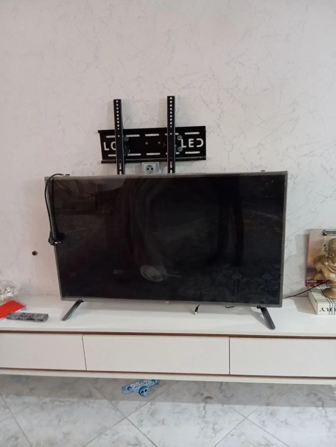 تلوزیون ال جی اصل|تلویزیون و پروژکتور|بیرجند, |دیوار