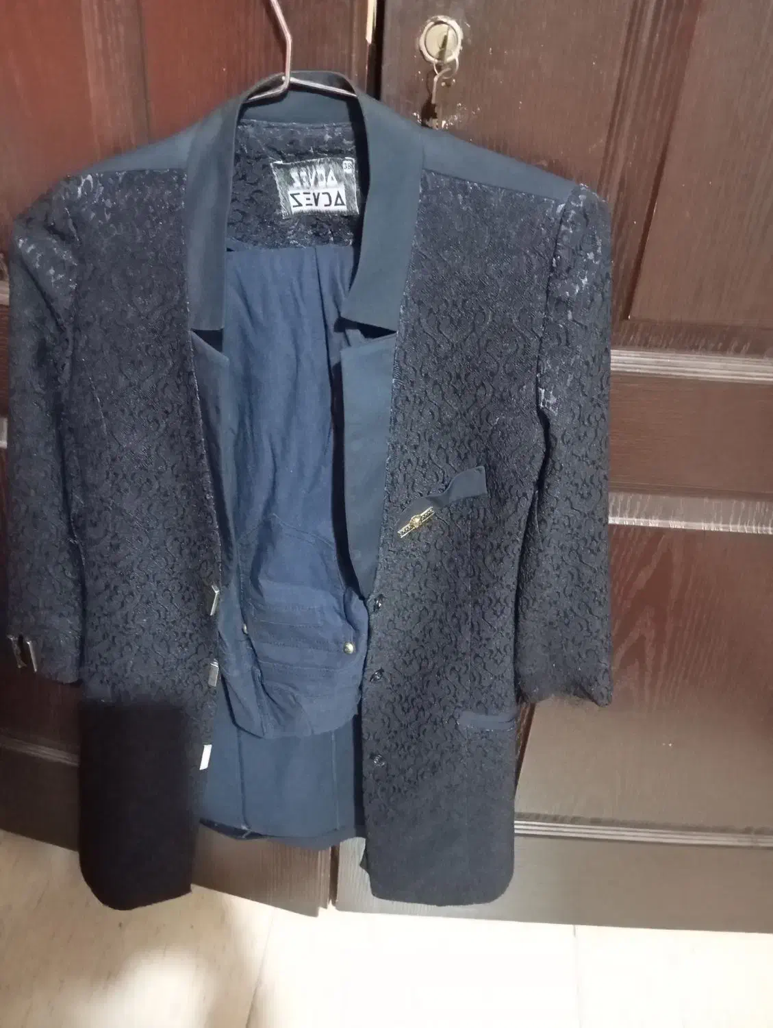 مانتو شلوار سرمه ای با صورتی|لباس|اندیشه, اندیشه فاز ۴|دیوار