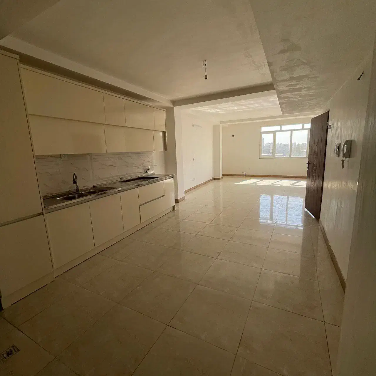 تک واحدی ۱۴۰ متری کلید نخورده دارای پکیج رادیاتور|اجارهٔ آپارتمان|شاهدشهر, |دیوار