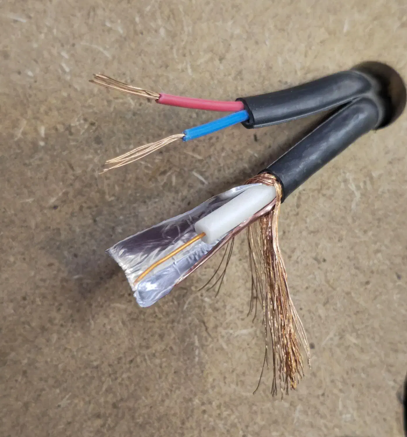 کابل دوربین ترکیبی کواکسیال برق زوجی|دوربین مداربسته|تهران, لاله زار|دیوار