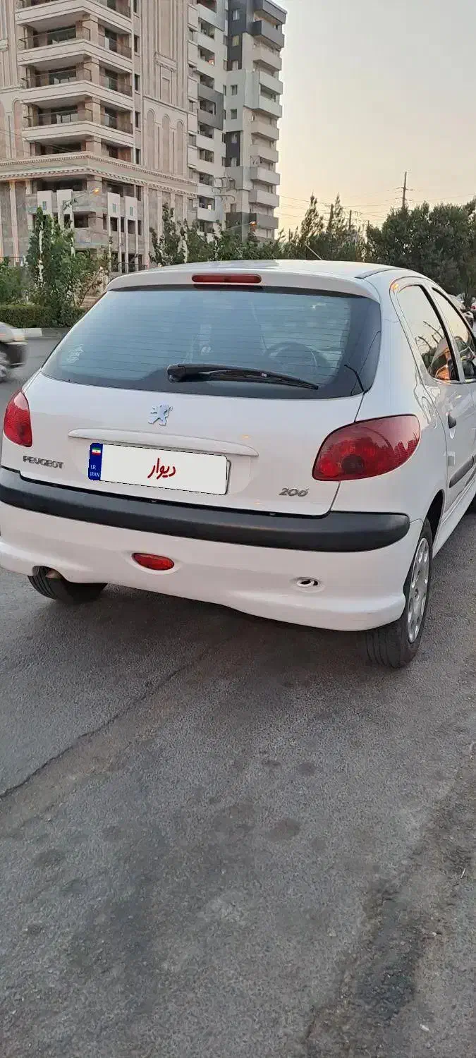 پژو ۲۰۶ تیپ ۲ مدل ۱۳۹۹|خودرو سواری و وانت|شیراز, شاهچراغ|دیوار