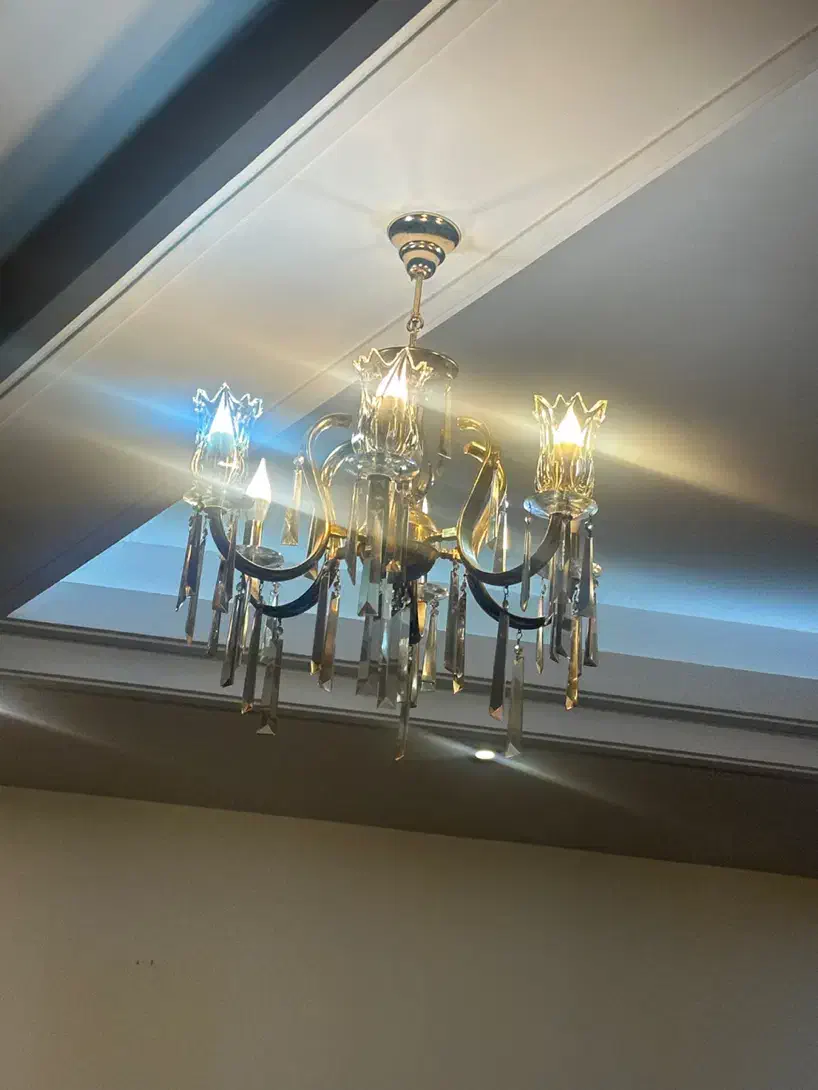 لوستر کریستالی کلاسیک شیک|لوستر و چراغ آویز|تهران, مجیدآباد|دیوار