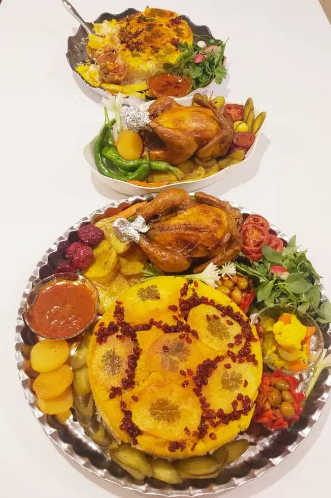 خدمات و اموزش تخصصی غذا های رستورانی سوسیس شیرینی|خدمات آموزشی|دزفول, |دیوار