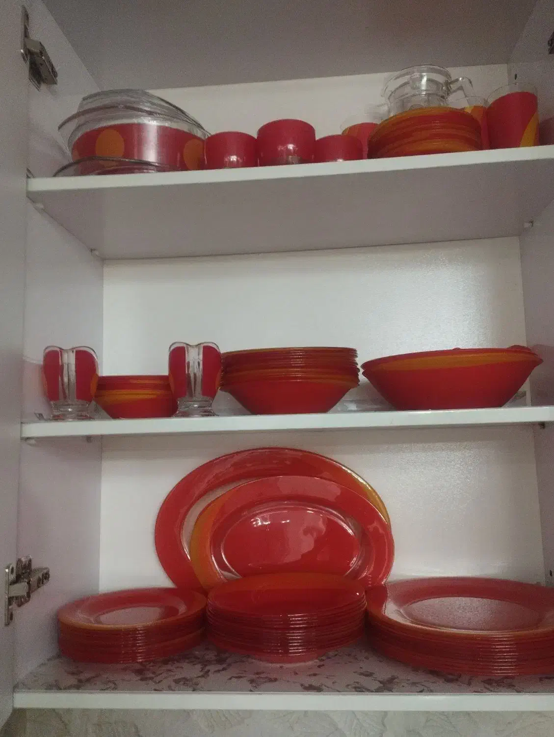 ظروف ارکوپال رنگی|ظروف سرو و پذیرایی|تهران, آبشار تهران (دریاچه)|دیوار