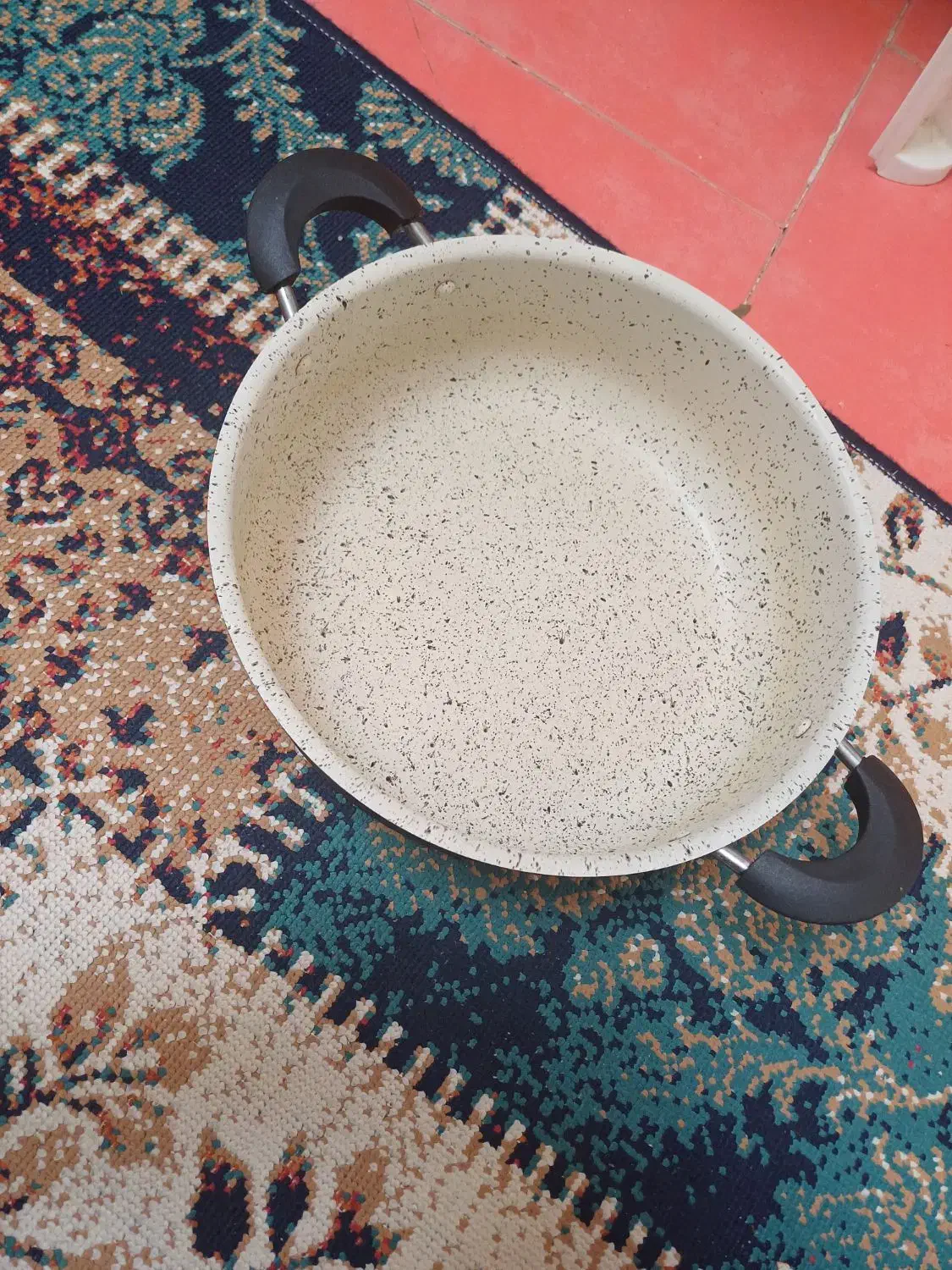 ماهی تابه اصل|ظروف پختوپز|ارومیه, |دیوار