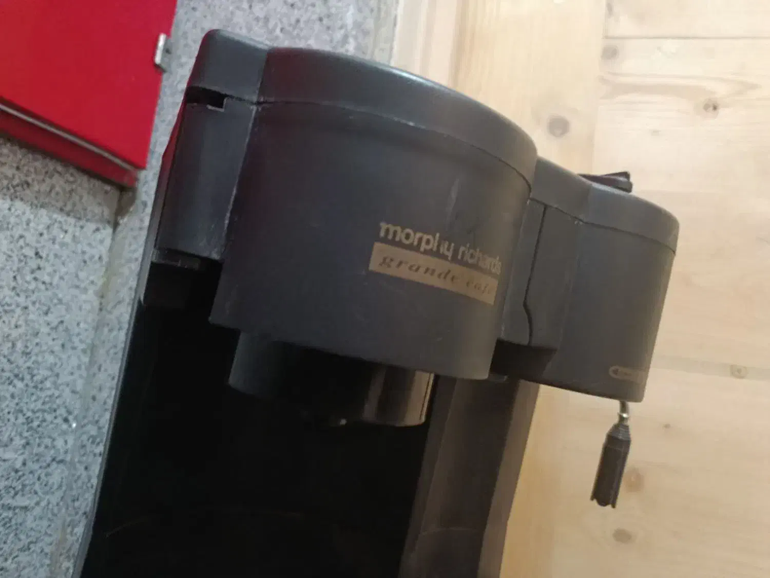 پنکه|پنکه و تصفیه‌کنندهٔ هوا|تهران, مظاهری|دیوار