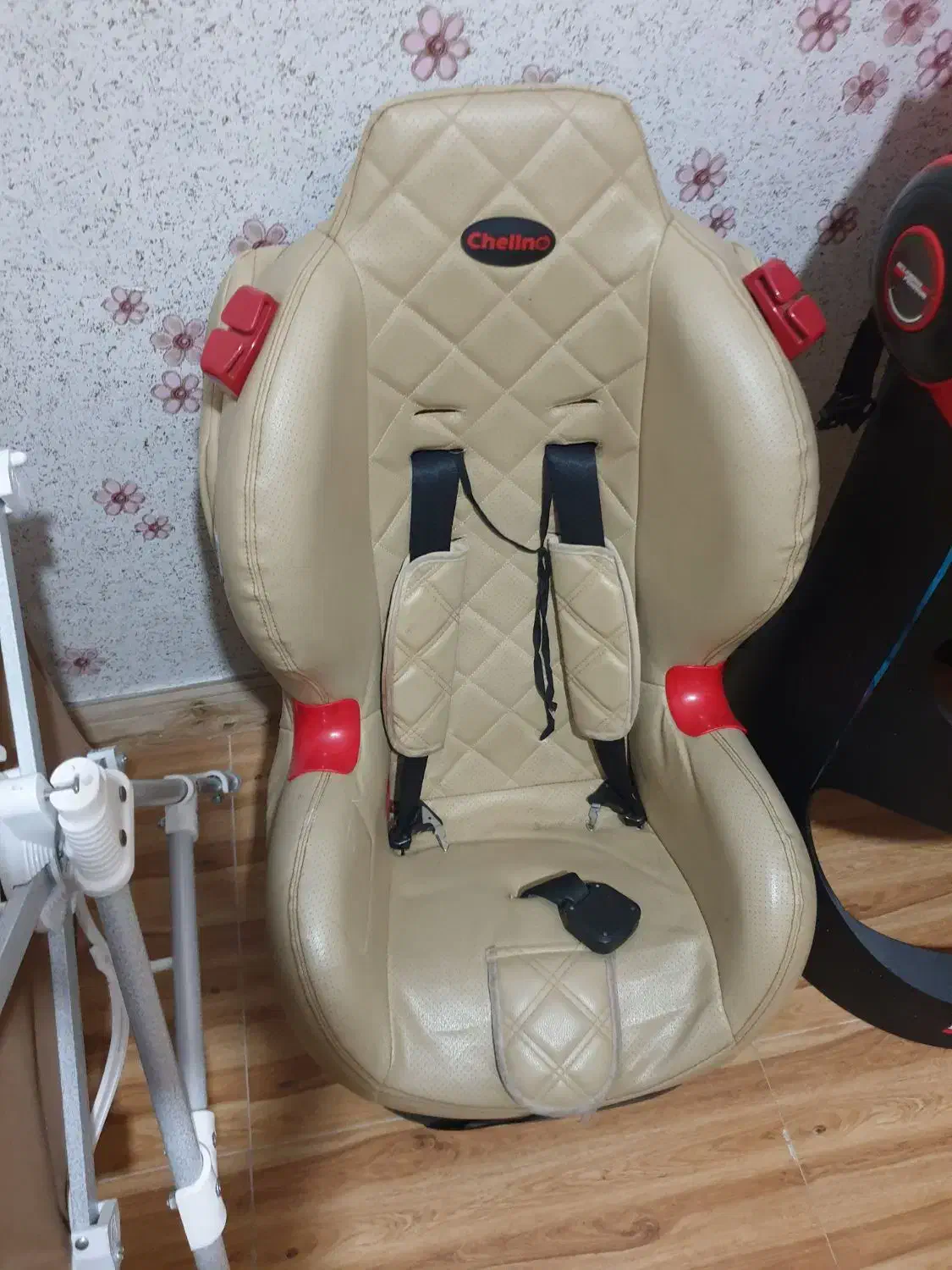 صندلی ماشین کودک|تخت و صندلی بچه|محمدشهر, ولدآباد|دیوار