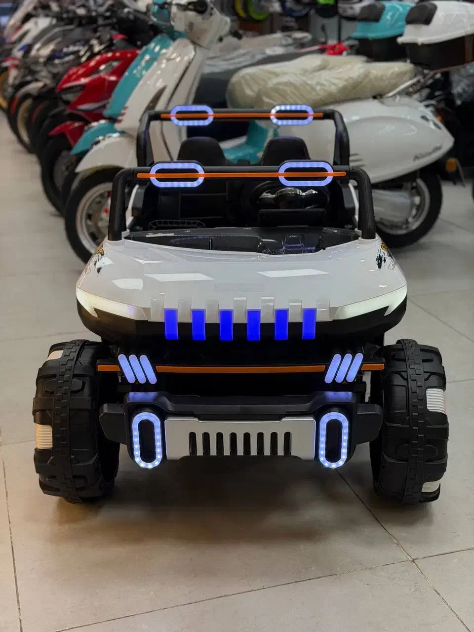 ماشین شارژی کد ZR5404 اقساطی بدون سود|اسباب‌‌بازی|رشت, دیلمان|دیوار