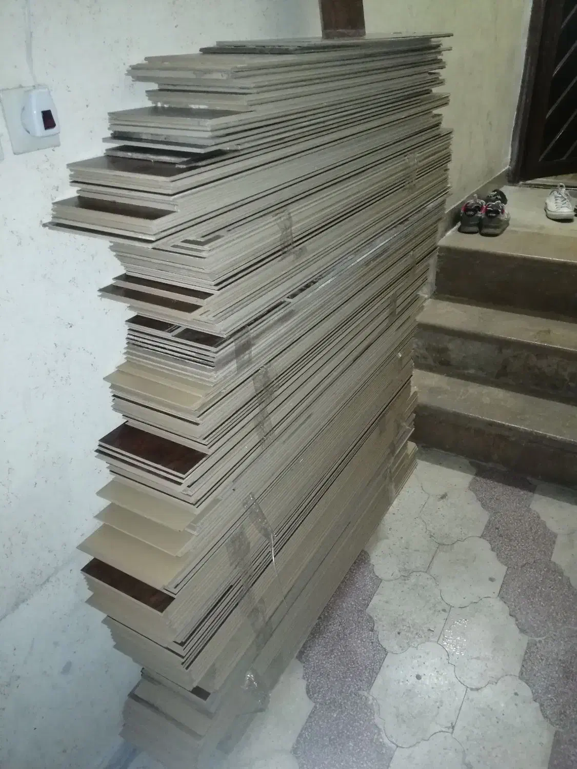 لمینت در حد نو|مصالح و تجهیزات ساختمان|شیراز, جانبازان|دیوار