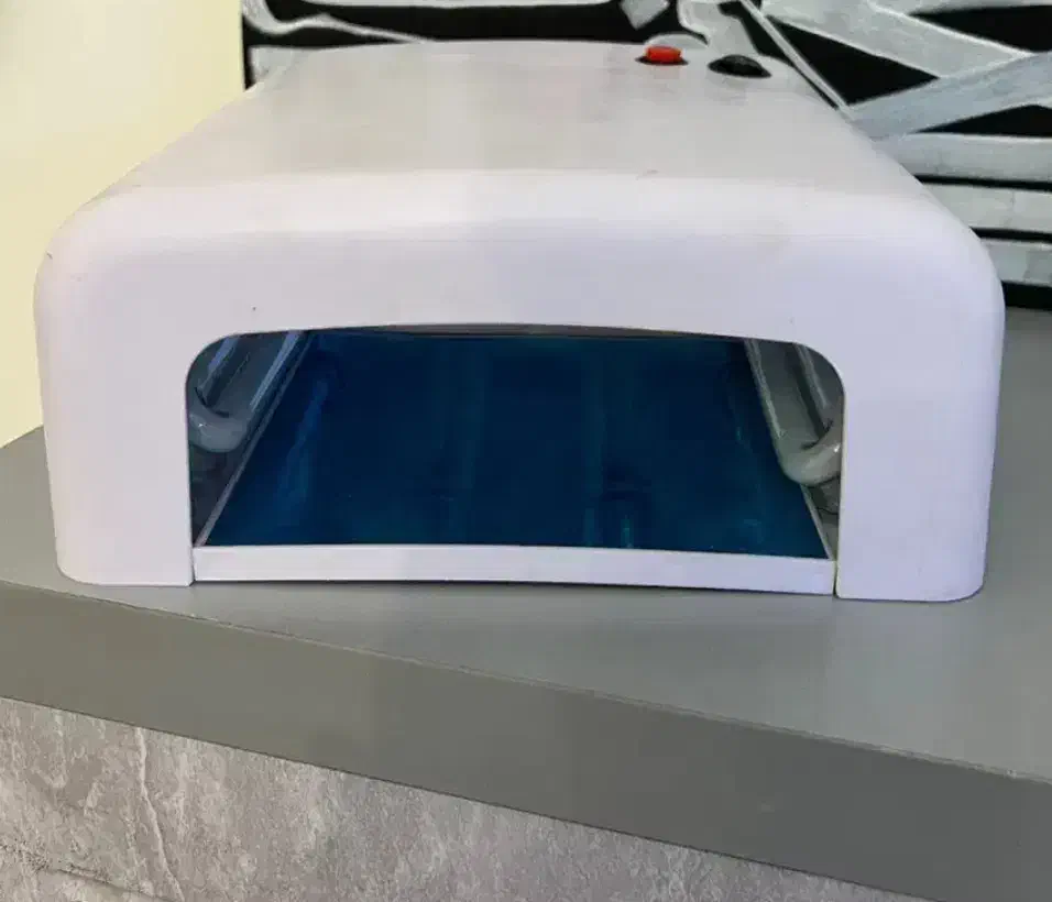 دستگاه یووی|آرایشی، بهداشتی، درمانی|تهران, اسفندیاری|دیوار