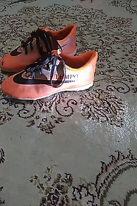 کفش فوتبال چمنی|کیف، کفش، کمربند|ارومیه, |دیوار