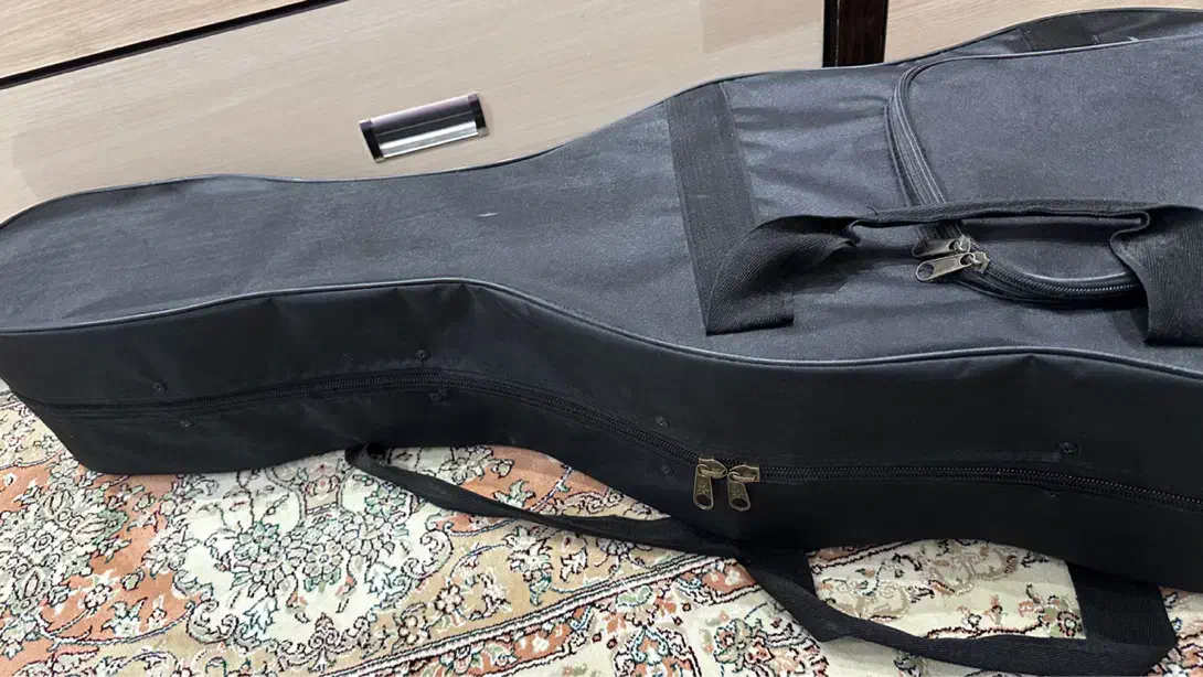 گیتار یاماها c70 اورجینال بهمراه کیس و کاپو|گیتار، بیس، امپلیفایر|اصفهان, مرداویج|دیوار