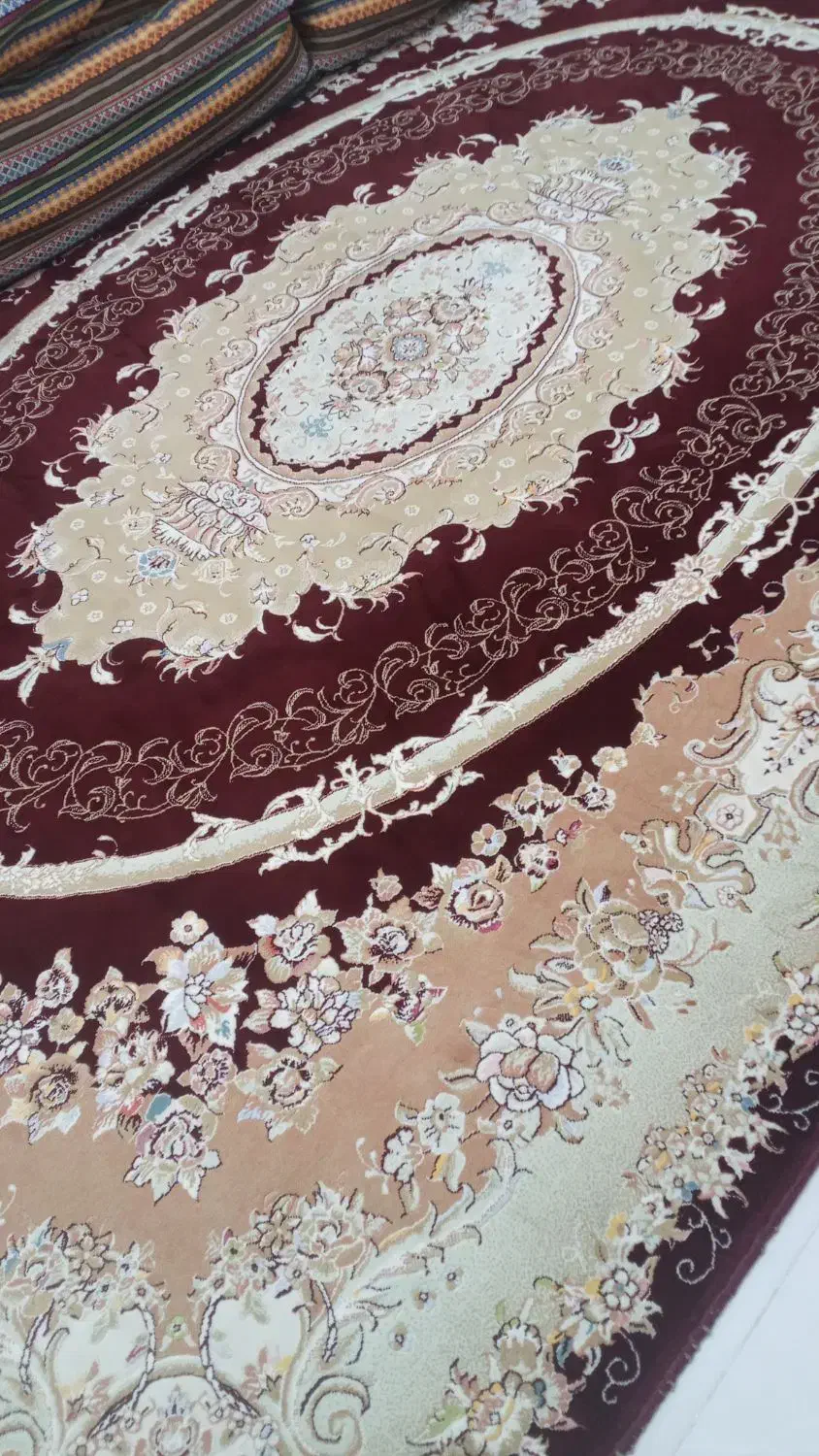 فرش|فرش|قم, حقیقت|دیوار