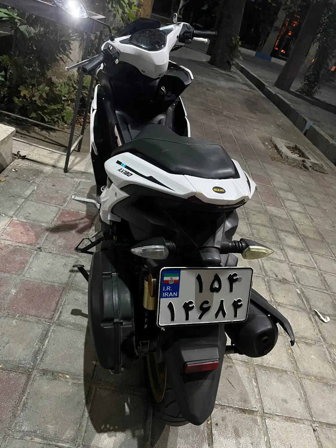 موتور ۱۸۰ هایلوکس هانی|موتورسیکلت|شهریار, فرارت|دیوار