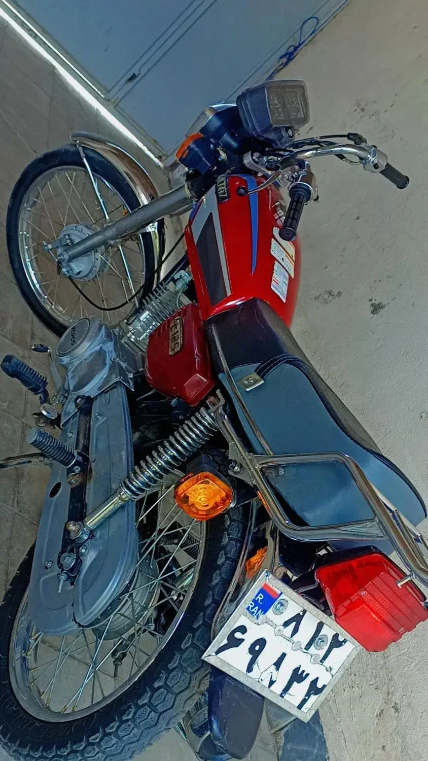 هندا ۱۲۵|موتورسیکلت|کرمان, |دیوار