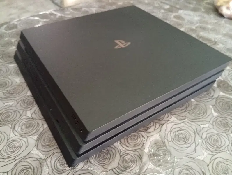 ps4 pro 1tra|کنسول، بازی ویدئویی و آنلاین|بهارستان, |دیوار