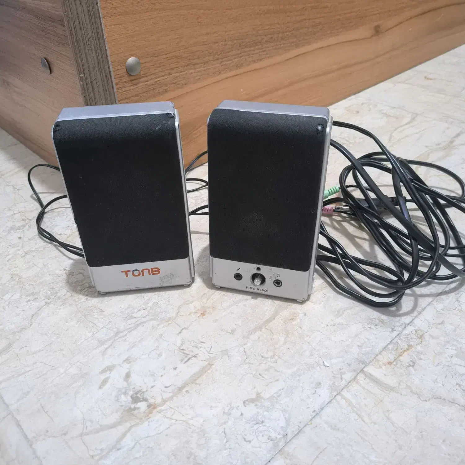 اسپیکر کامپیوتر|قطعات و لوازم جانبی رایانه|پرند, فاز ۱|دیوار