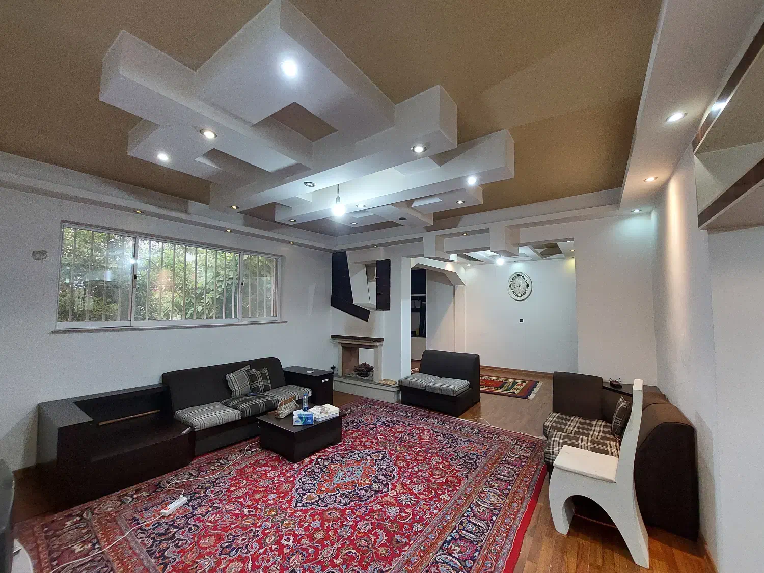 فروش ویلای ۳۰۰ متری بازسازی شده محدوده بلوار نجفی|فروش خانه و ویلا|بندر انزلی, معلم|دیوار