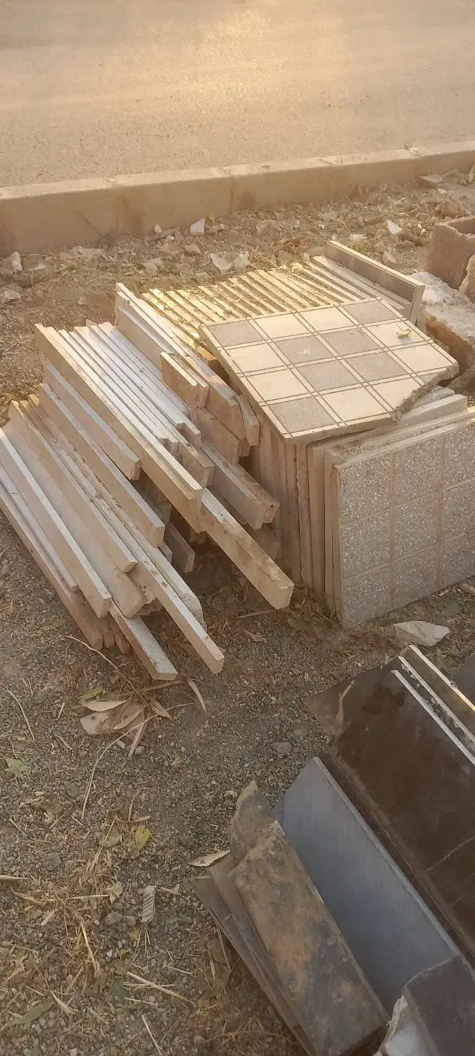 سنگ مشکی مرمریت لاشتر،سنگ ۵ سانتی و موزائیک ۴۰*۴۰|مصالح و تجهیزات ساختمان|هشتگرد, فاز ۲ مهستان|دیوار