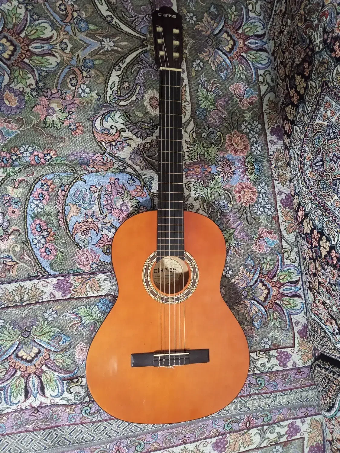 گیتار سالم|گیتار، بیس، امپلیفایر|کرج, حصارک پایین|دیوار