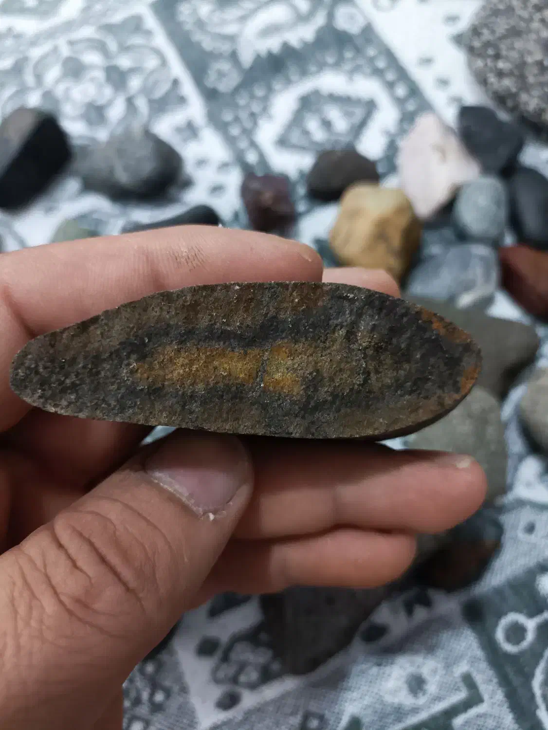 شهاب سنگ به شرط|کلکسیون اشیاء عتیقه|رباط‌کریم, نصیرشهر|دیوار