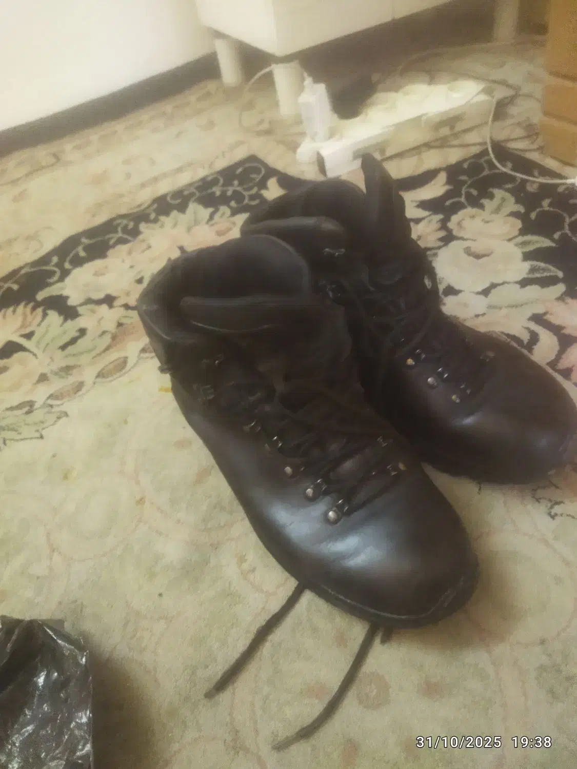 کفش کم کارکرده اورجینال لومر ایتالیا وادیداس|کیف، کفش، کمربند|مشهد, هفت تیر (نه دره)|دیوار