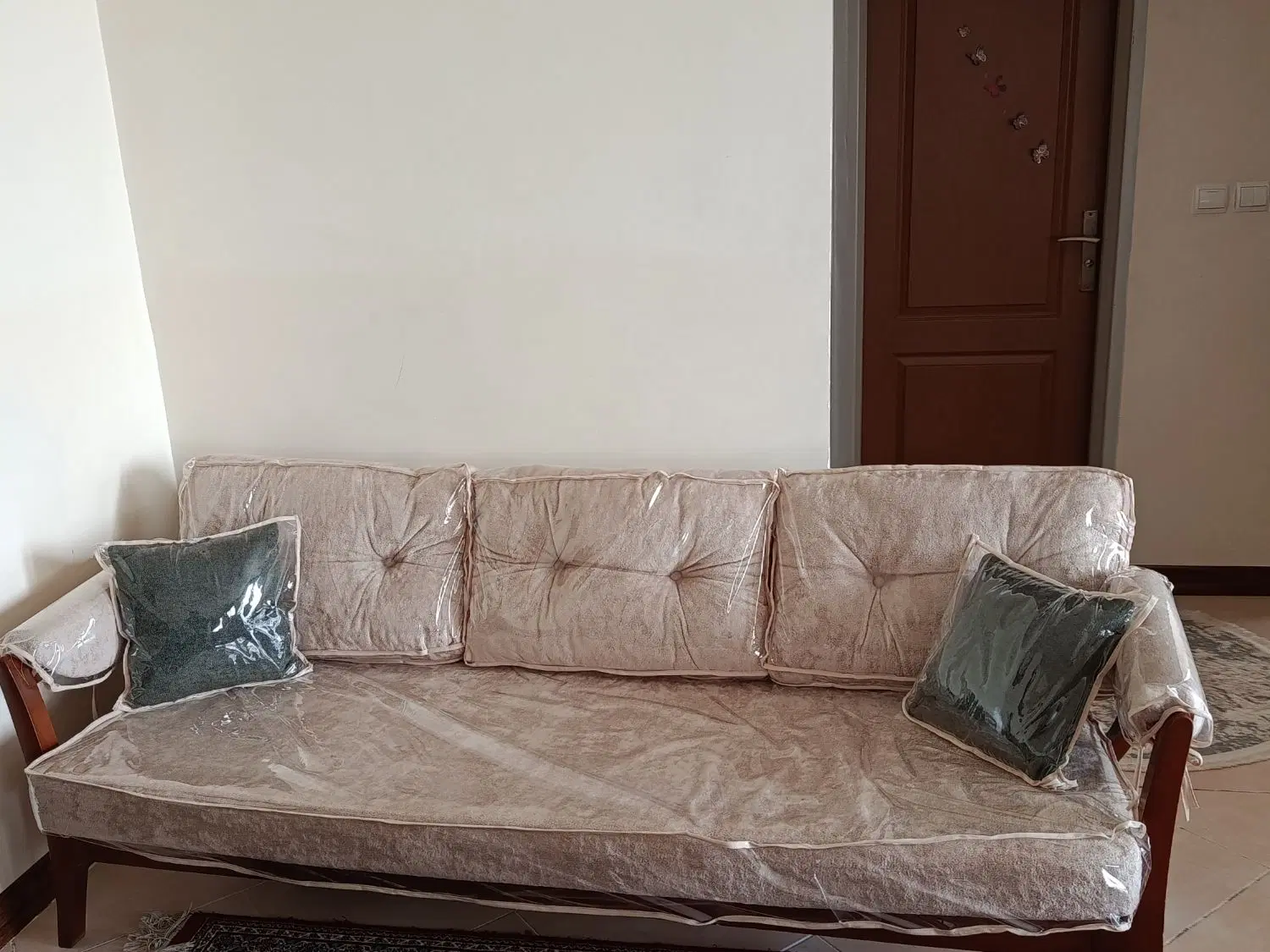 مبل|مبلمان خانگی و میز عسلی|مبارکه, |دیوار