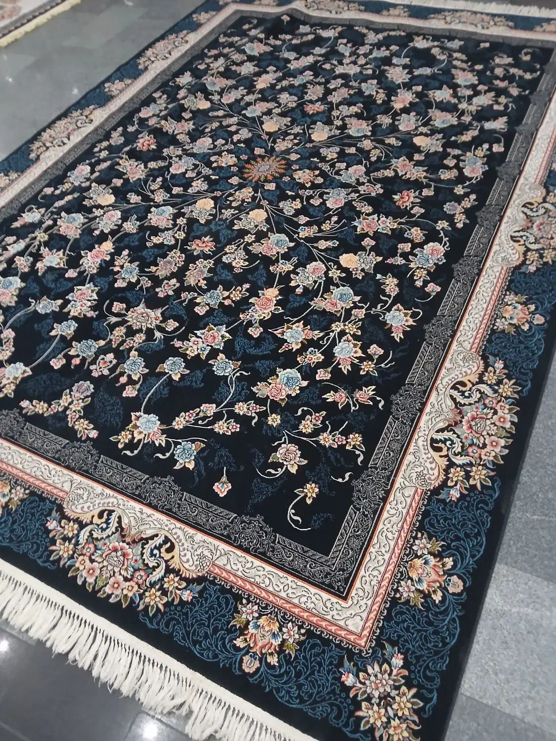 فرش ۹ متری ۱۰۰۰ شانه درحد نو|فرش|تهران, ستارخان|دیوار