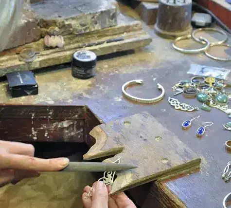 آموزش دوره مقدماتی و پیشرفته طلاسازی|خدمات آموزشی|کرمان, |دیوار