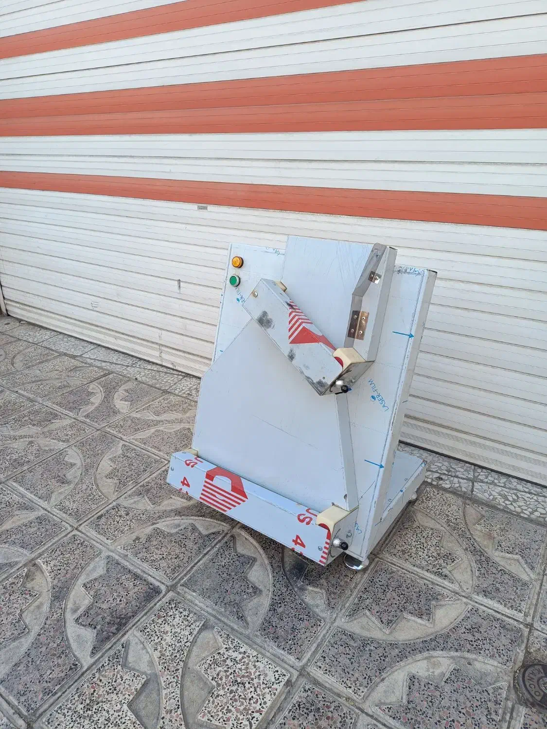 خمیر پهن کن خمیر گیر پیتزا خمیر گیر قنادی پیتزا|کافی‌شاپ و رستوران|تهران, پونک|دیوار