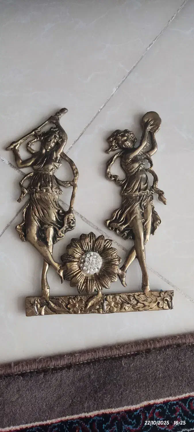 جا کلیدی برنز|مجسمه، تندیس، ماکت|اسدآباد, |دیوار