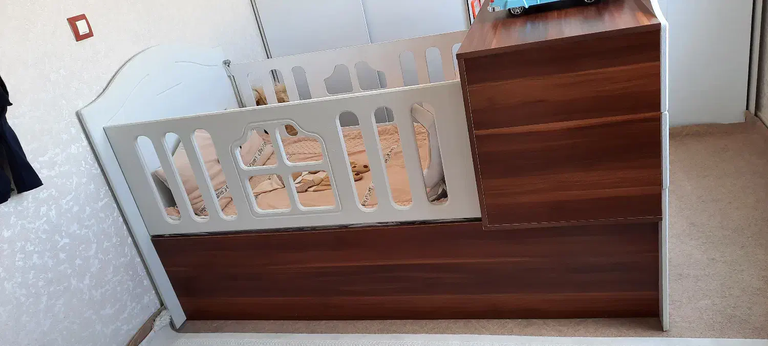 تخت کودک|تخت و سرویس خواب|ملایر, |دیوار